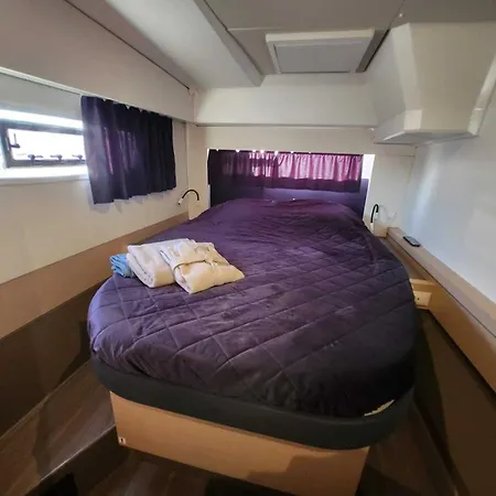 Úszó hotel Croisieres Porquerolles